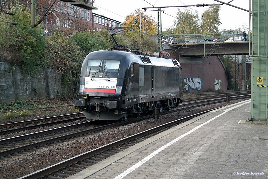 ES 64 U2-030 fuhr lz durch hh-arburg am 26.10.13