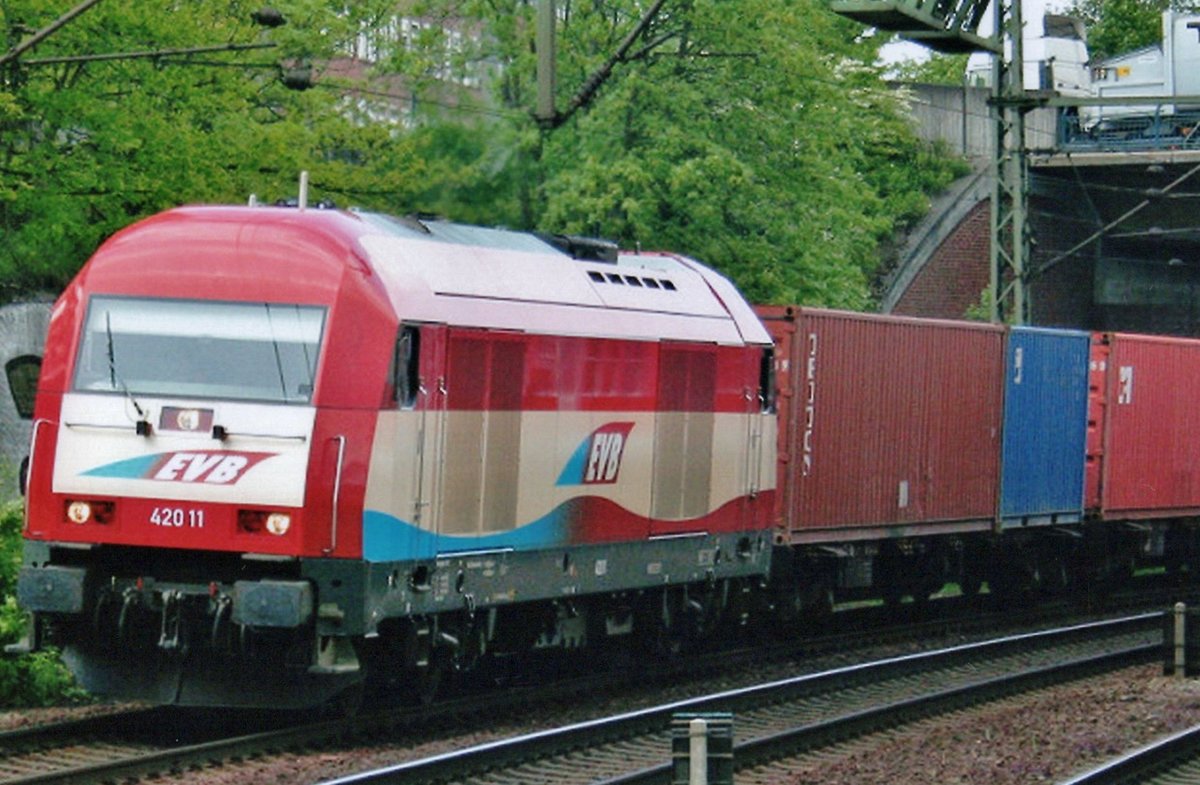 EVB 420-11 durchfahrt am 1 Juni 2012 Hamburg-Harburg.