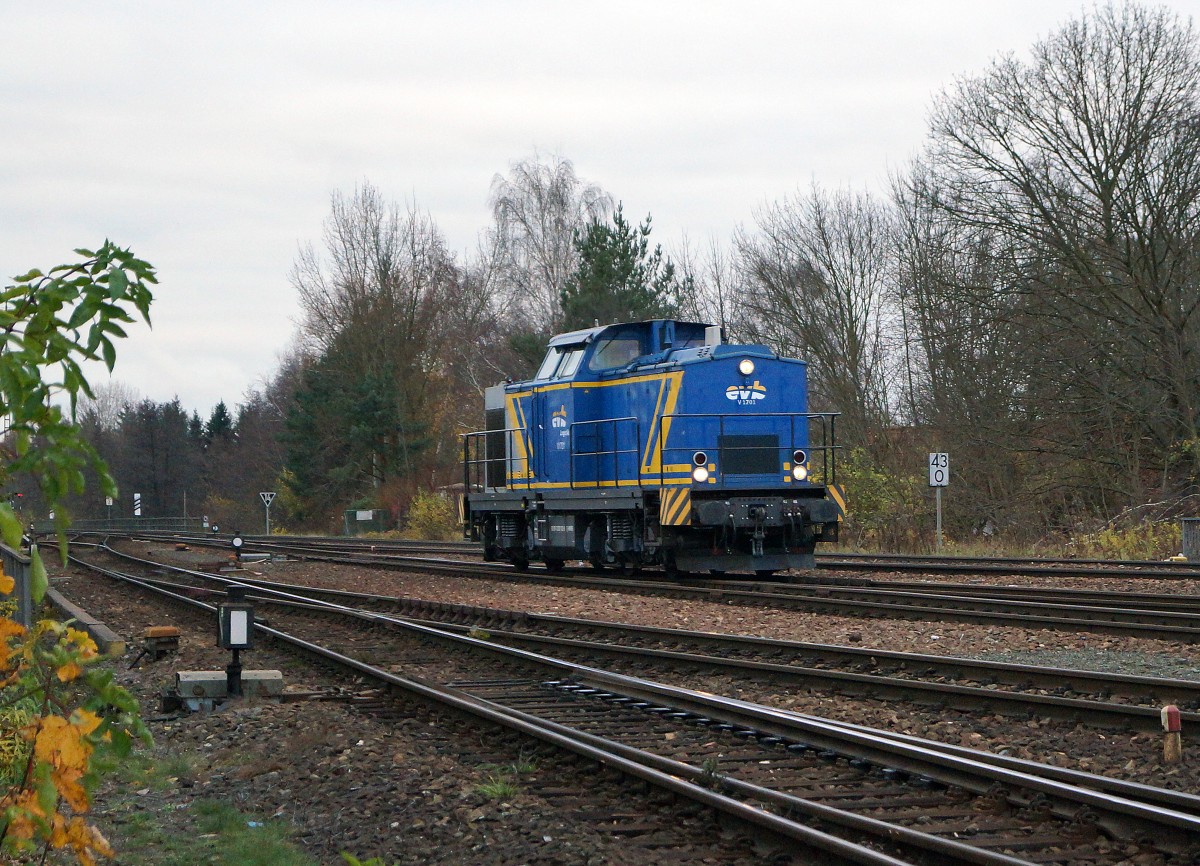 EVB: Eine V 1701 von EVB Logistik nach getaner Arbeit auf ihrer Rückfahrt in Schwandorf am Abend des 20. November 2014.
Foto: Walter Ruetsch