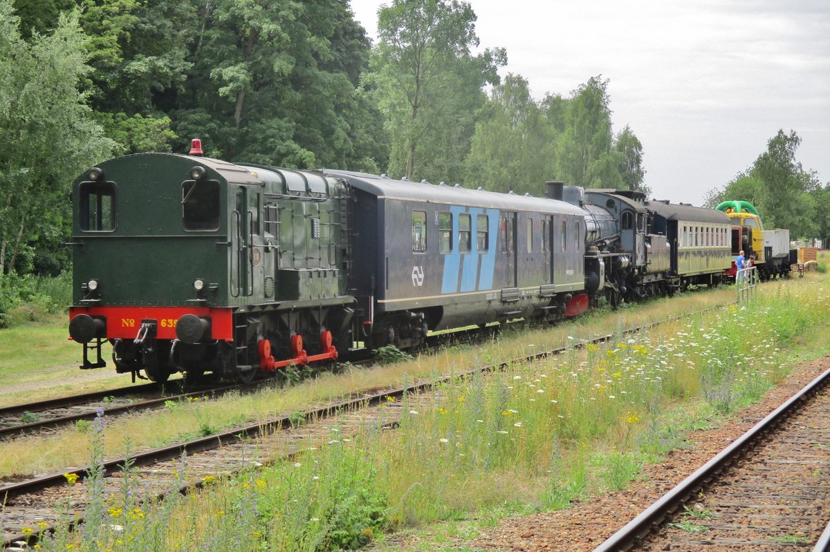 Ex-NS 639 steht am 8 Juli 2017 in Simpelveld während die ZLSM-Dampftage.