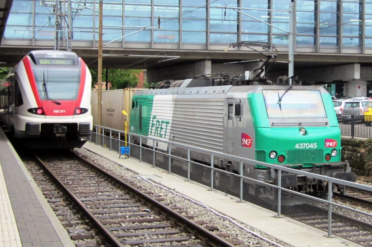 FRET 37045 durchfahrt Basel SBB am 29 Juni 2013.