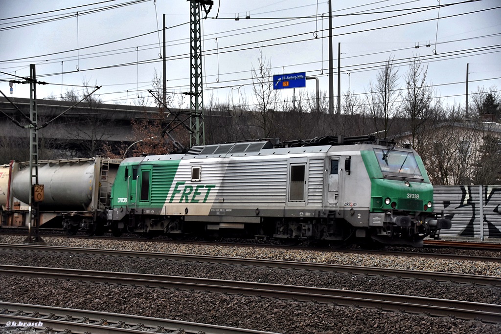 fretchen nummer 37038 zog einen KLv durch hh-harburg,16.02.17