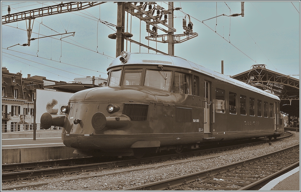 Ganz so alt wie das Bild aussieht ist es nicht: der RAe 2/4 1001 in Lausanne.
12. Juni 2010