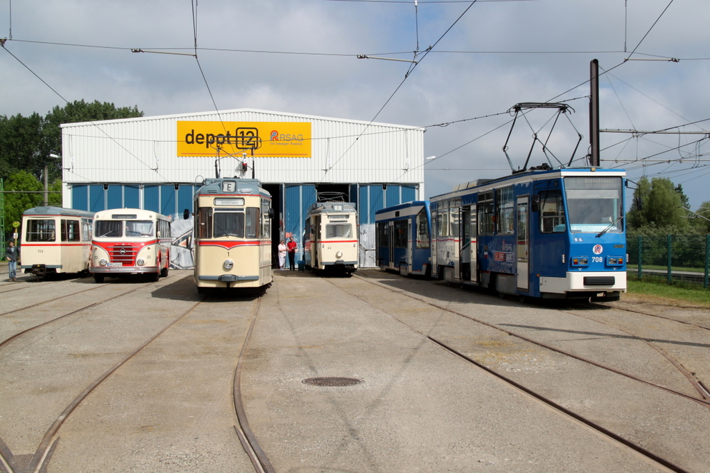 Gruppen-Foto im Depot 12 in Rostock-Marienehe.24.05.2014 