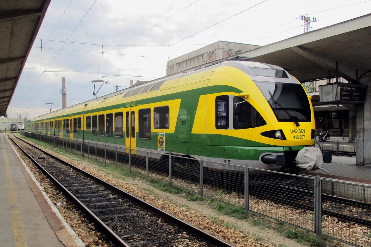 GySEV 415 507 steht am 10 Mai 2017 in Györ.