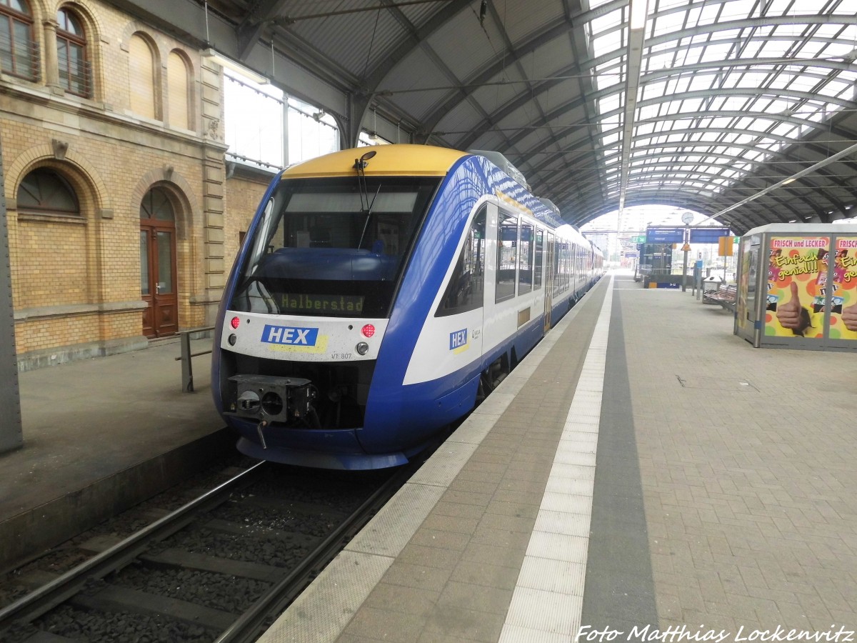 HEX VT 807 und VT 80X im Hallenser Hbf am 29.6.15