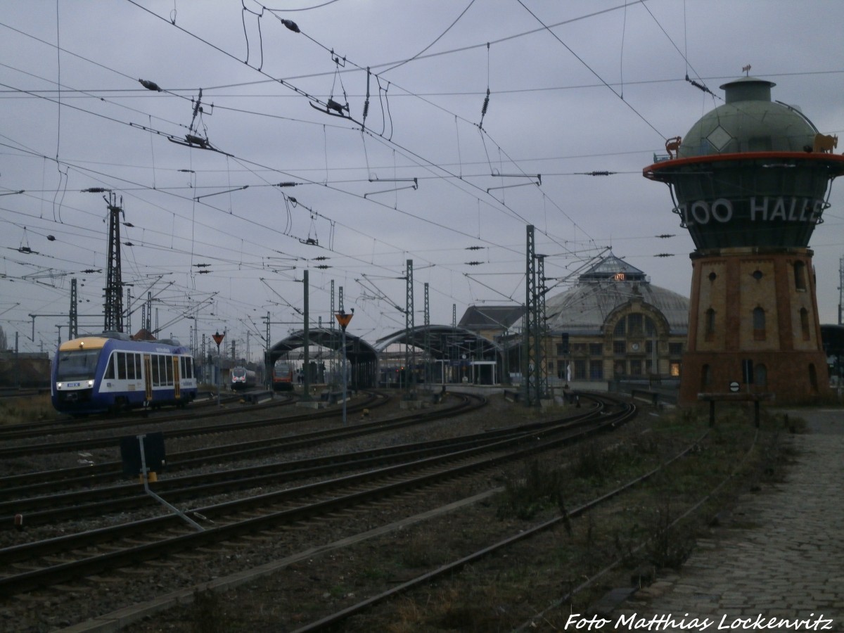 HEX VT 87X mit ziel Bernburg lsst den Hallenser Hbf hinter sich am 5.1.15