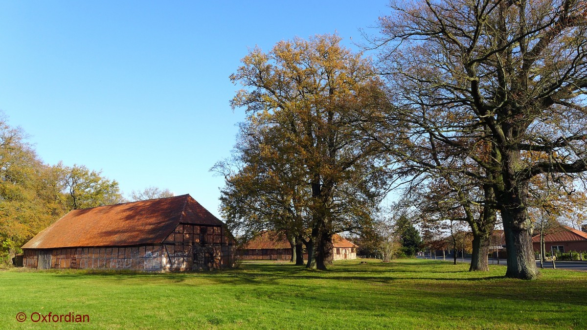 Historische Stallgebäude in Veerßen bei Uelzen.