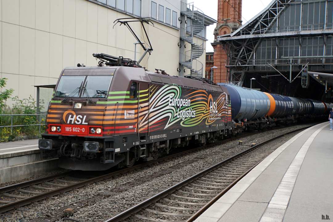 HSL 185 602-0 zog einen tankzug durch bremen,27.06.20