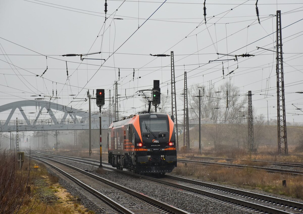 HSL 2019 314 als Tfzf Richtung Bad Kösen, am 05.03.2024 in Naumburg (S) Hbf. (Foto: Maik Köhler)