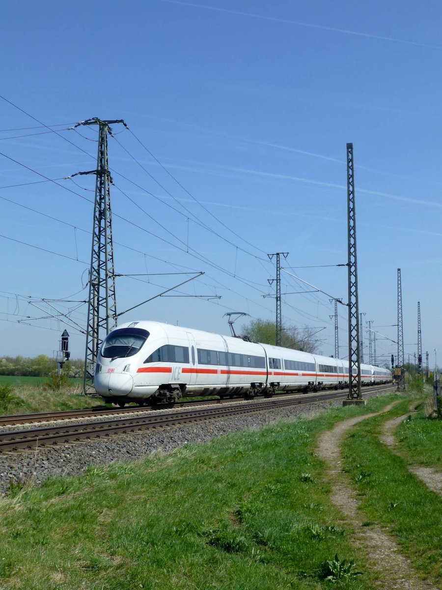 ICE Richtung Frankfurt bei Neudietendorf, 19.4.18