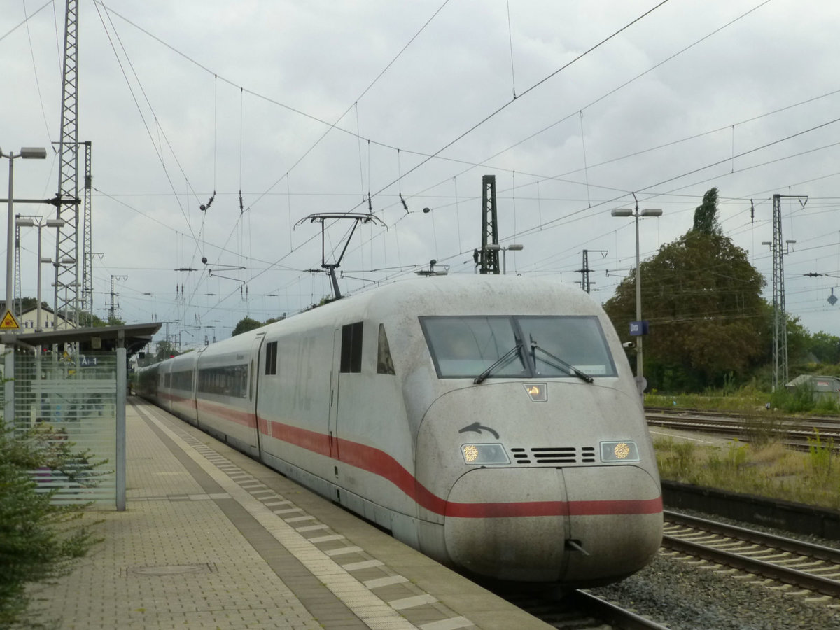 ICE2 bei der Durchfahrt in Unna, 27. August 2018.