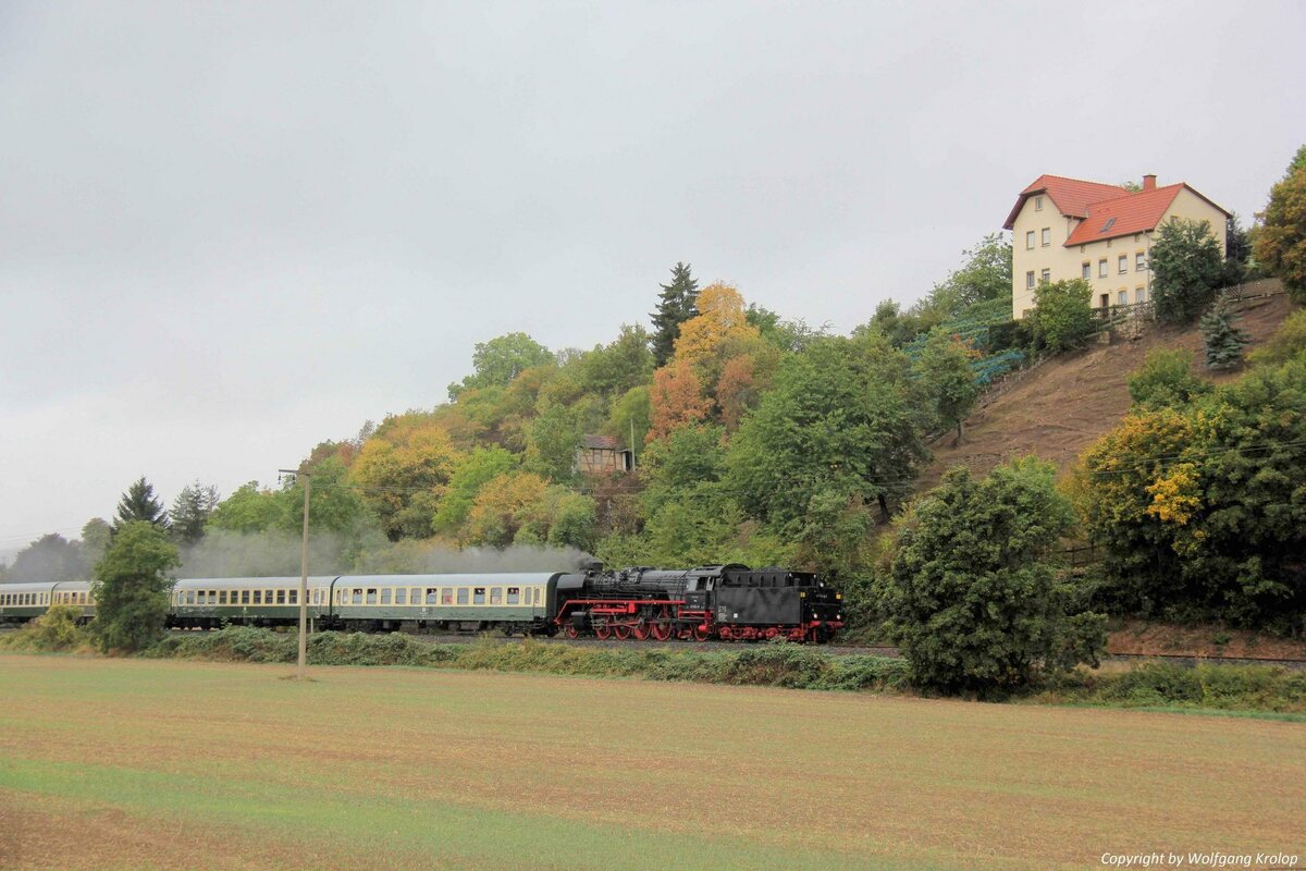 IGE Werrabahn Eisenach e.V. 41 1144-9 mit dem  Rotkäppchen-Express II  von Gera Hbf nach Karsdorf, am 23.09.2018 bei Kleinjena. (Foto: Bahnbilder an Saale und Unstrut)