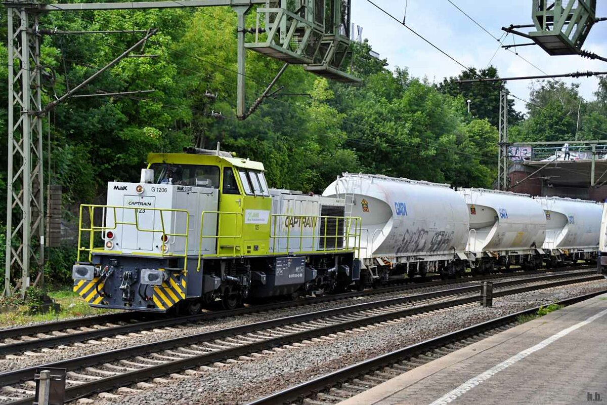 ITL 275 120-4 zog einen ganzzug durch hh-harburg,20.07.21