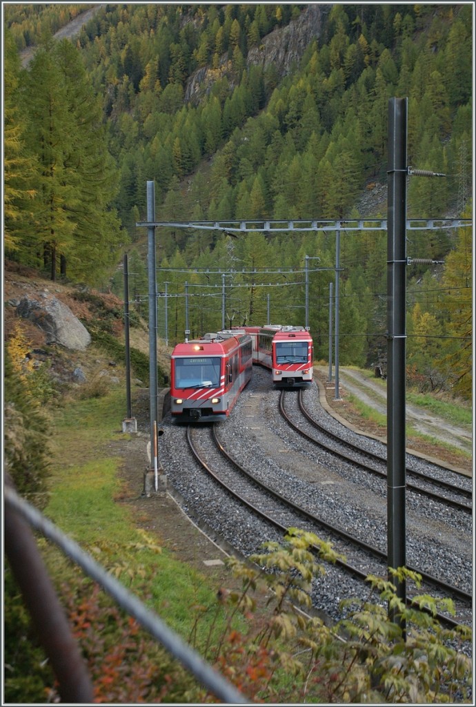 Kreuzung zweier  Zermatt-Schuttle  in Kalter Boden.
21. Okt. 2013