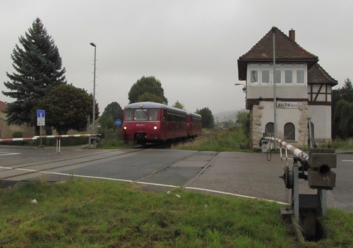 KSR 172 171-1 + 172 132-3 als DLr 74785 von Freyburg zur Abstellung nach Karsdorf, am 13.09.2014 in Laucha.