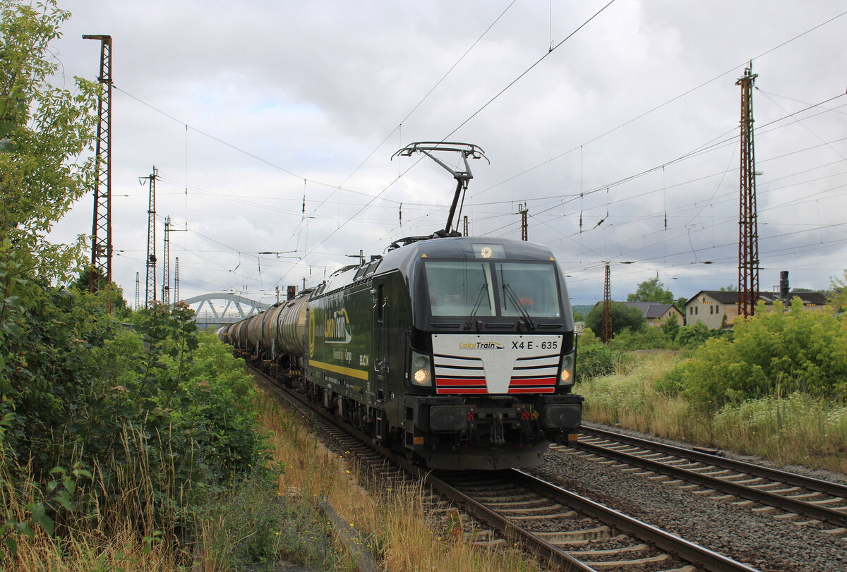 LokoTrain 193 635 mit Kesselwagen Richtung Weißenfels, am 07.07.2025 in Naumburg (S) Hbf.