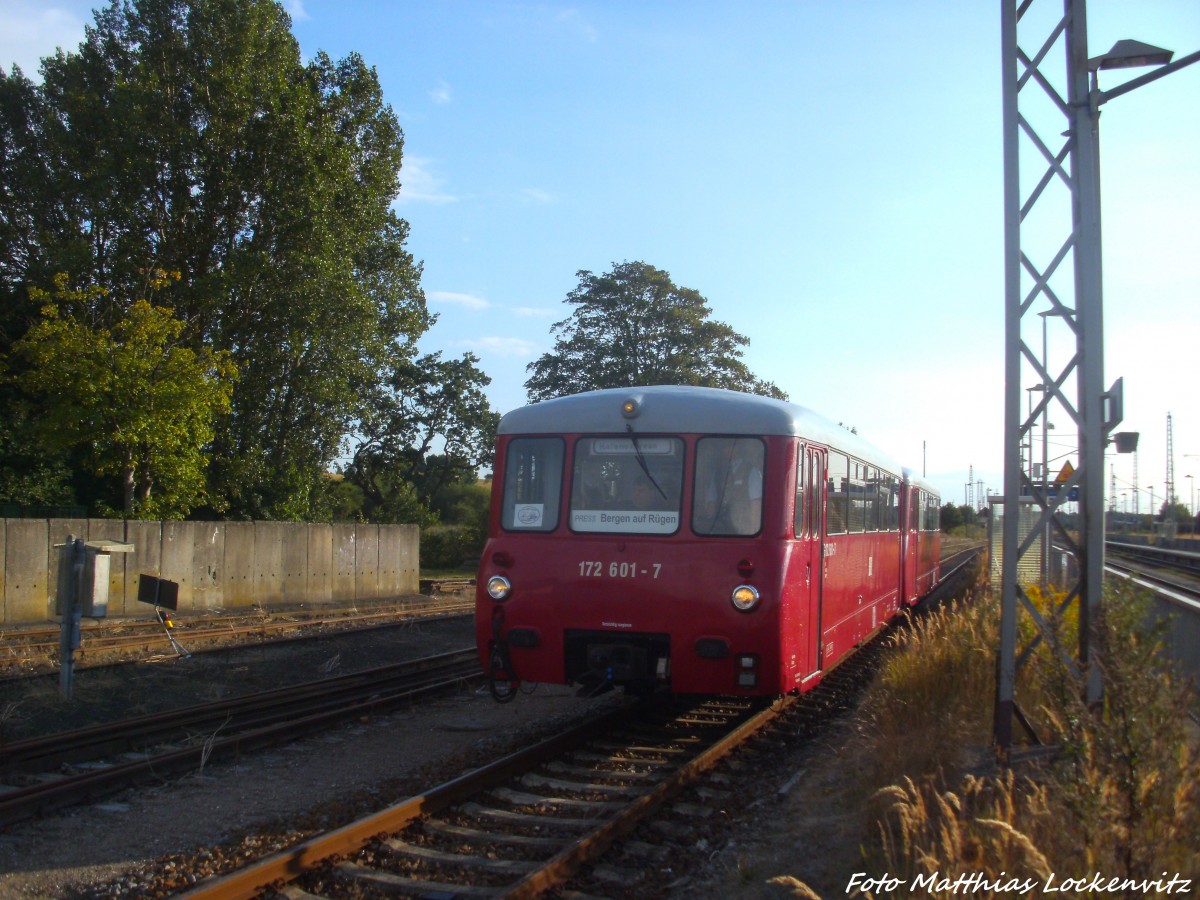 LVT 172 001 und 172 601 beim einfahren in den Bahnhof Bergen auf Rgen am 23.8.14