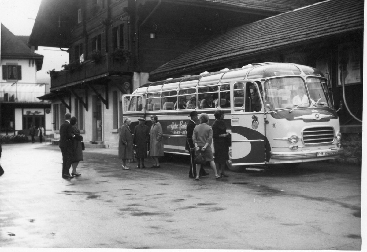 (MD022) - Aus dem Archiv: Badertscher, Bern - Nr. 9/BE 99'738 - Setra am 12. September 1965 in Chteau-d'Oex