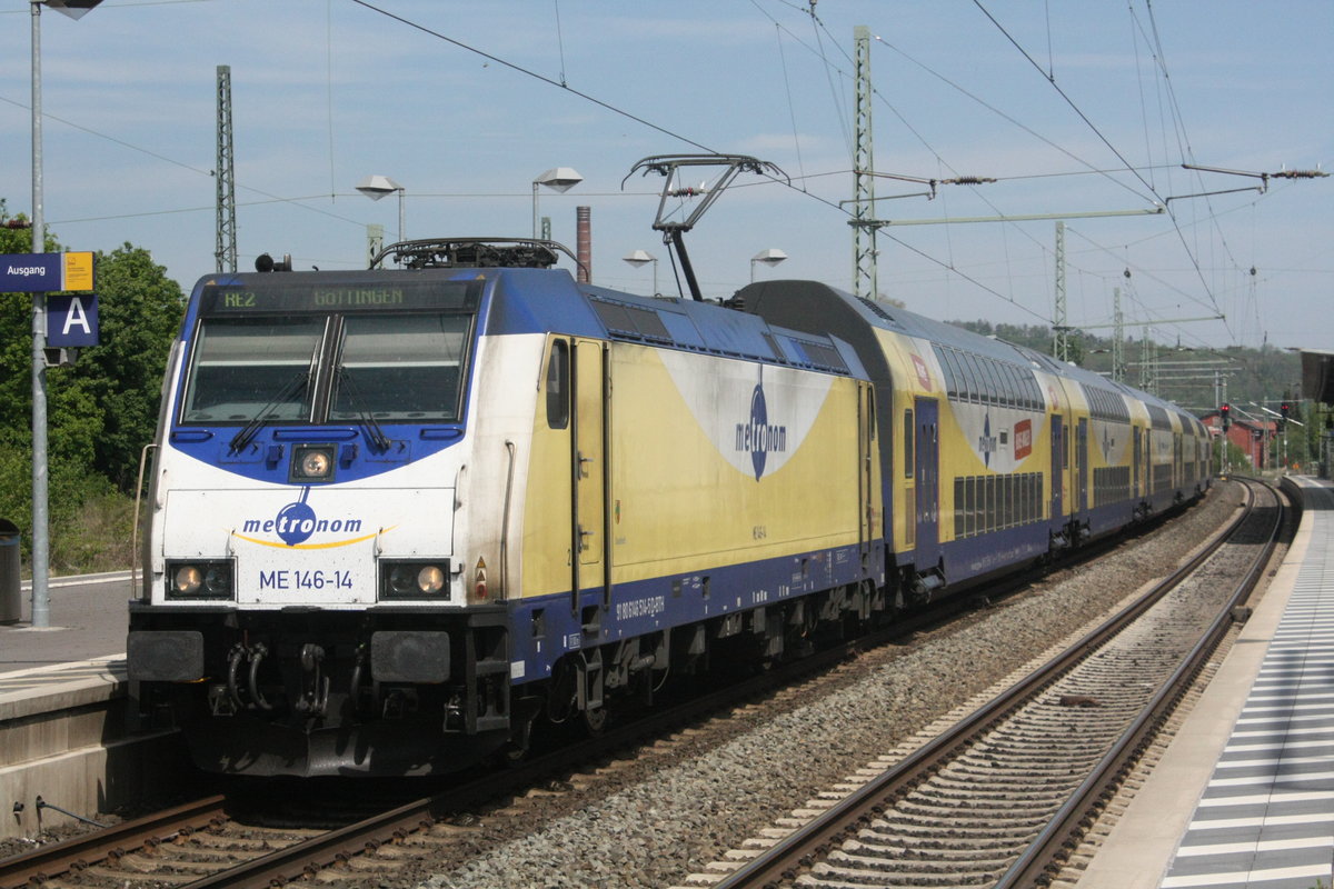 ME 146-14 mit dem RE2 mit ziel Gttingen im Bahnhof Northeim(Han) am 8.5.20