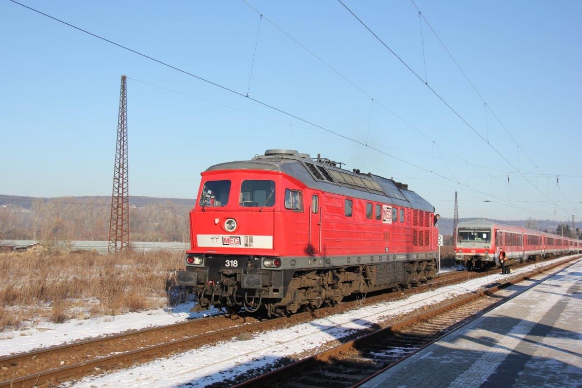 MEG 318 mit einigen Triebwagen der BR 628, am 22.01.2016 in Naumburg Hbf. (Foto: Bahnfan Blk)