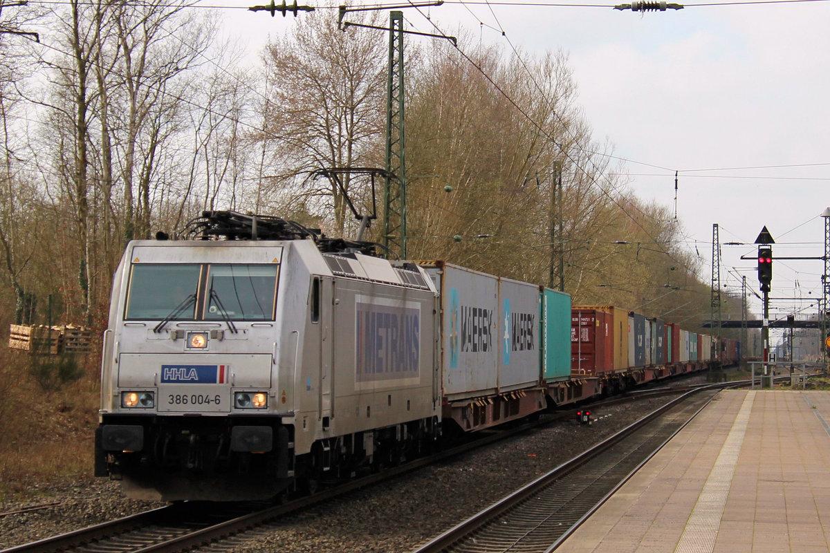 METRANS 386 004-5 mit Seekisten für den Hamburger Hafen. Tostedt, 16.03.2020