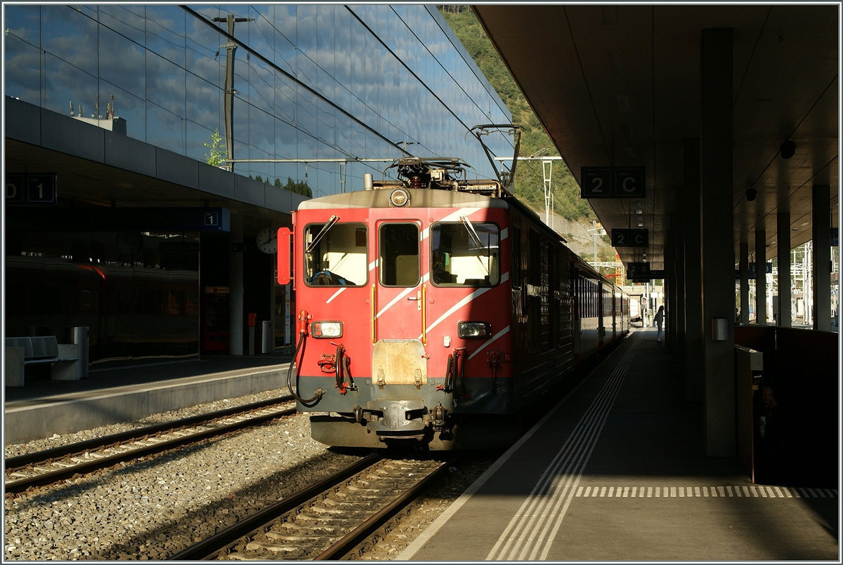 MGB De 4/4 mit einem Regionalzug nach Göschen in Visp. 
29. August 2013