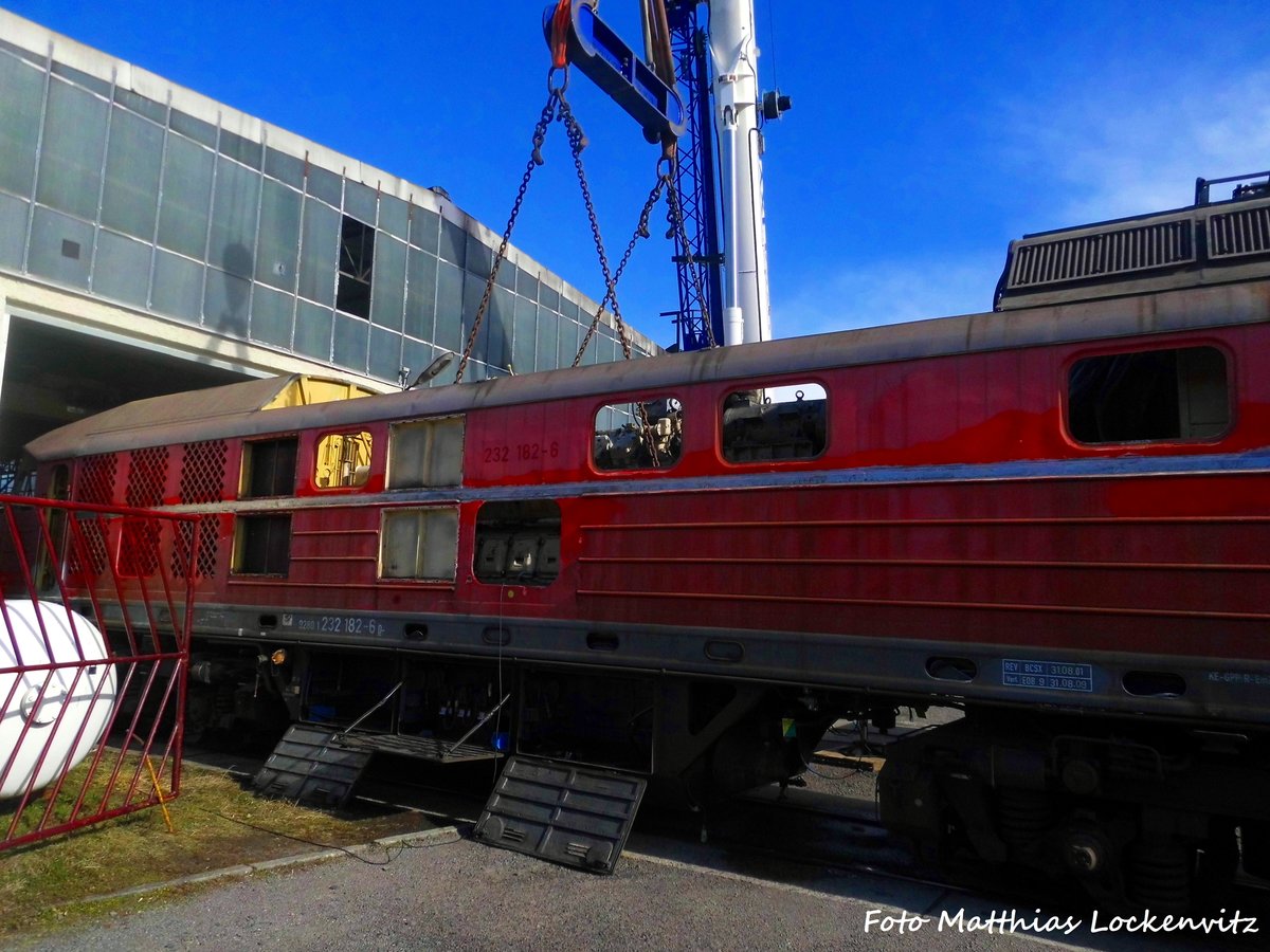 Motorentnahme bei der 232 182 der LEG in Delitzsch am 28.2.17