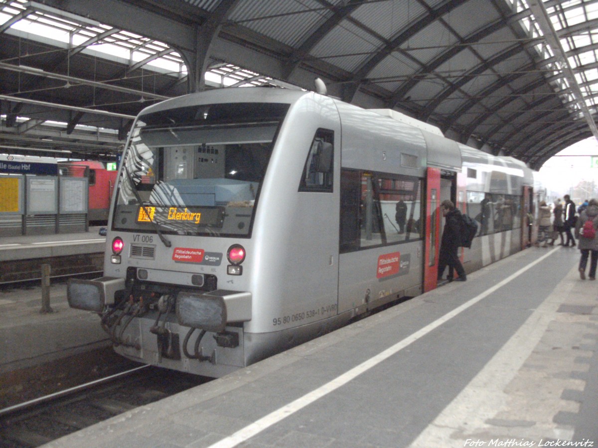 MRB VT 006 mit ziel Eilenburg im Bahnhof Halle (Saale) Hbf am 28.11.14