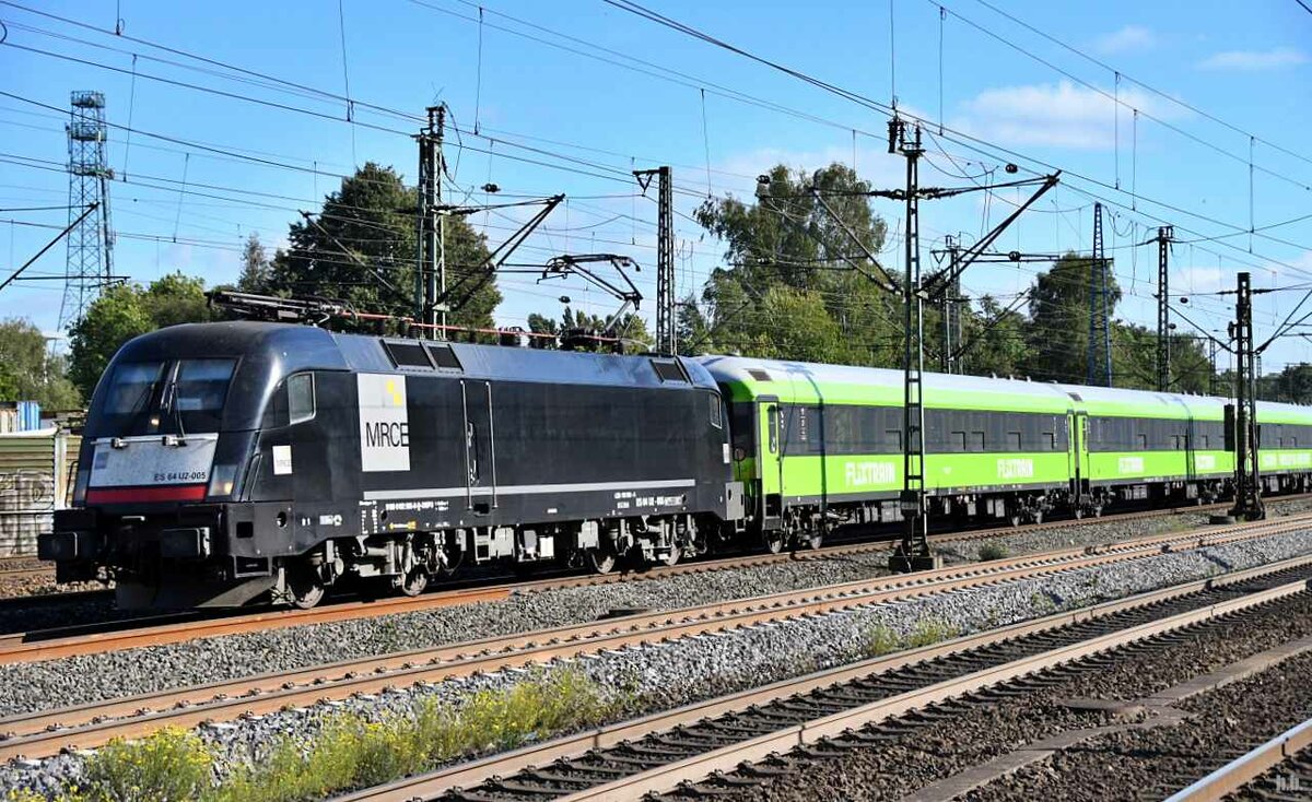 MRCE 182 505-8 zog den flixtrain nach hh-harburg,22.09.21