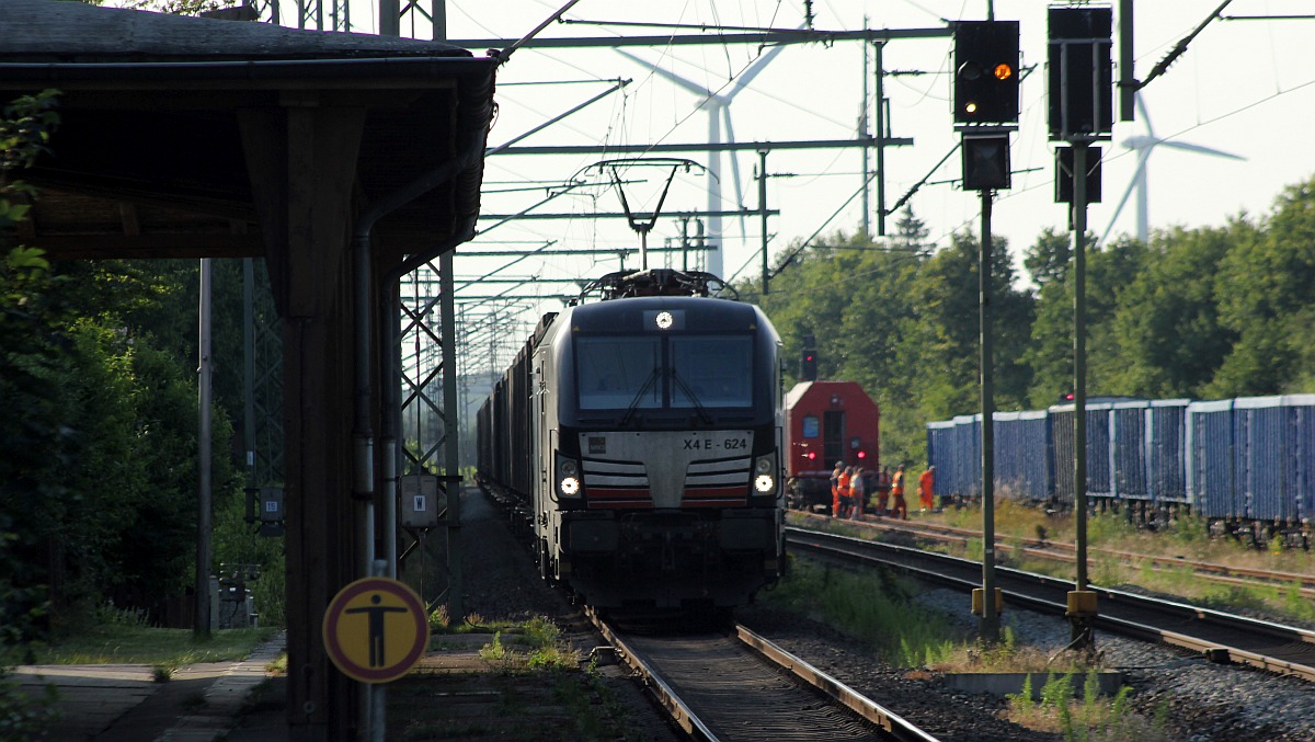 MRCE/CFLCA 193 624 mit Black-Box Express Jübek Richtung Süden. 19.07.2022