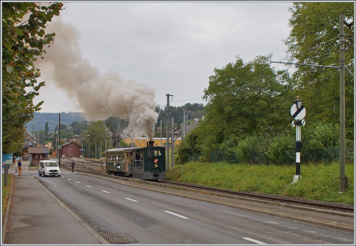 Nach der Dampflok in der Stadt, nun das Tram auf dem Land: Das Berner Tram mit der G 3/3 12, 1894 BTG (Eigentum der Stiftung BERNMOBIL historique) und dem Tramwagen 370 beim  Tramorama -Anlass in Blonay.

10. September 2021