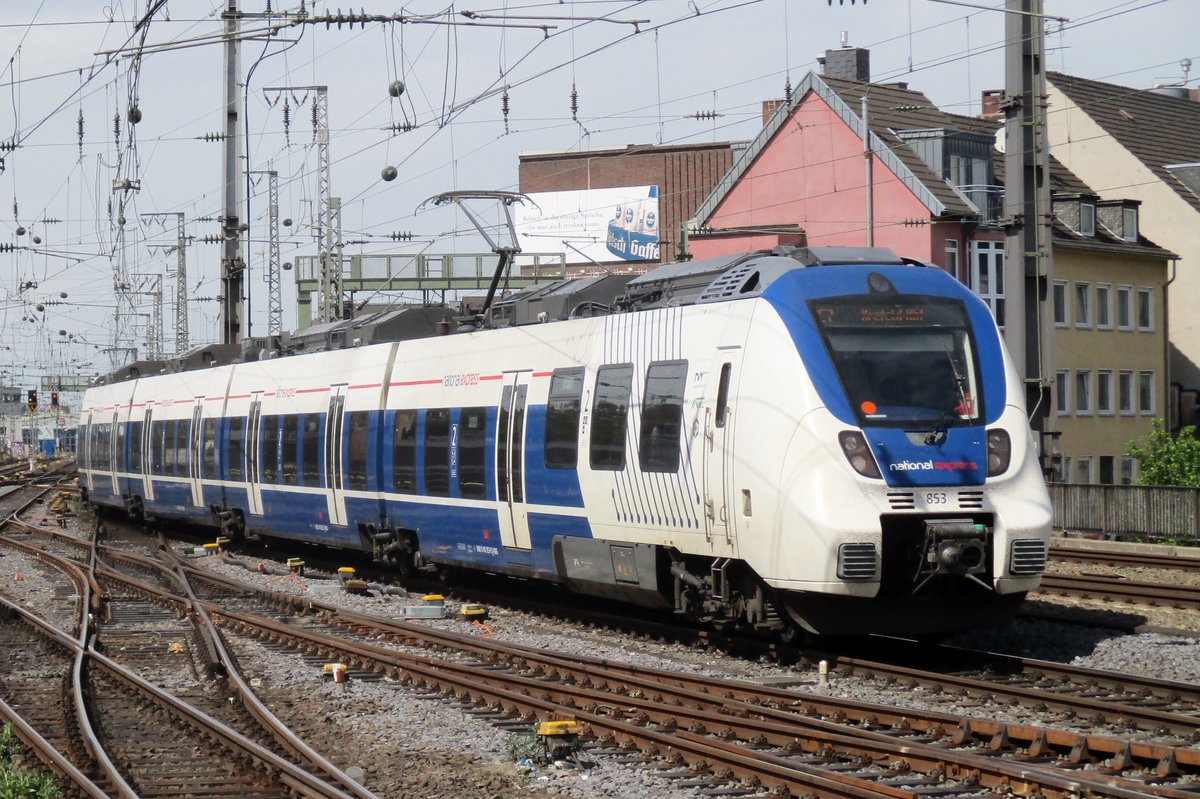 NatEx 853 verlässt am 27 April 2018 Köln Hbf. 