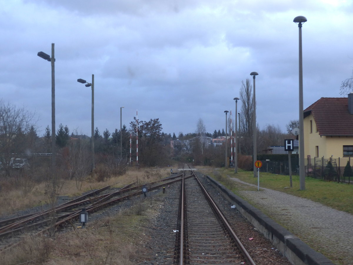 Naumburg Ostbahnhof mit Blick in Richtung Teuchern, am 27.12.2016.