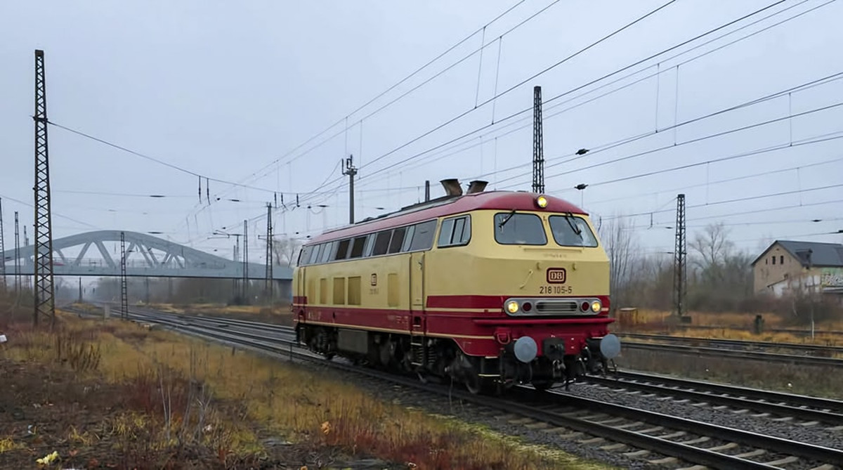 NeSa 218 105-5 als Tfzf Richtung Weißenfels, am 09.01.2025 in Naumburg (S) Hbf (Foto: Maik Köhler).