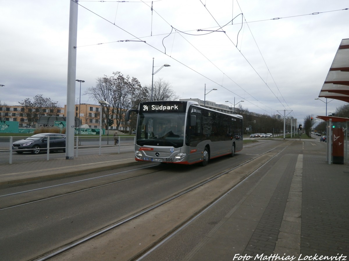 Neuer MB Bus der HAVAG an der Haltestelle Zentrum Neustadt am 23.12.14