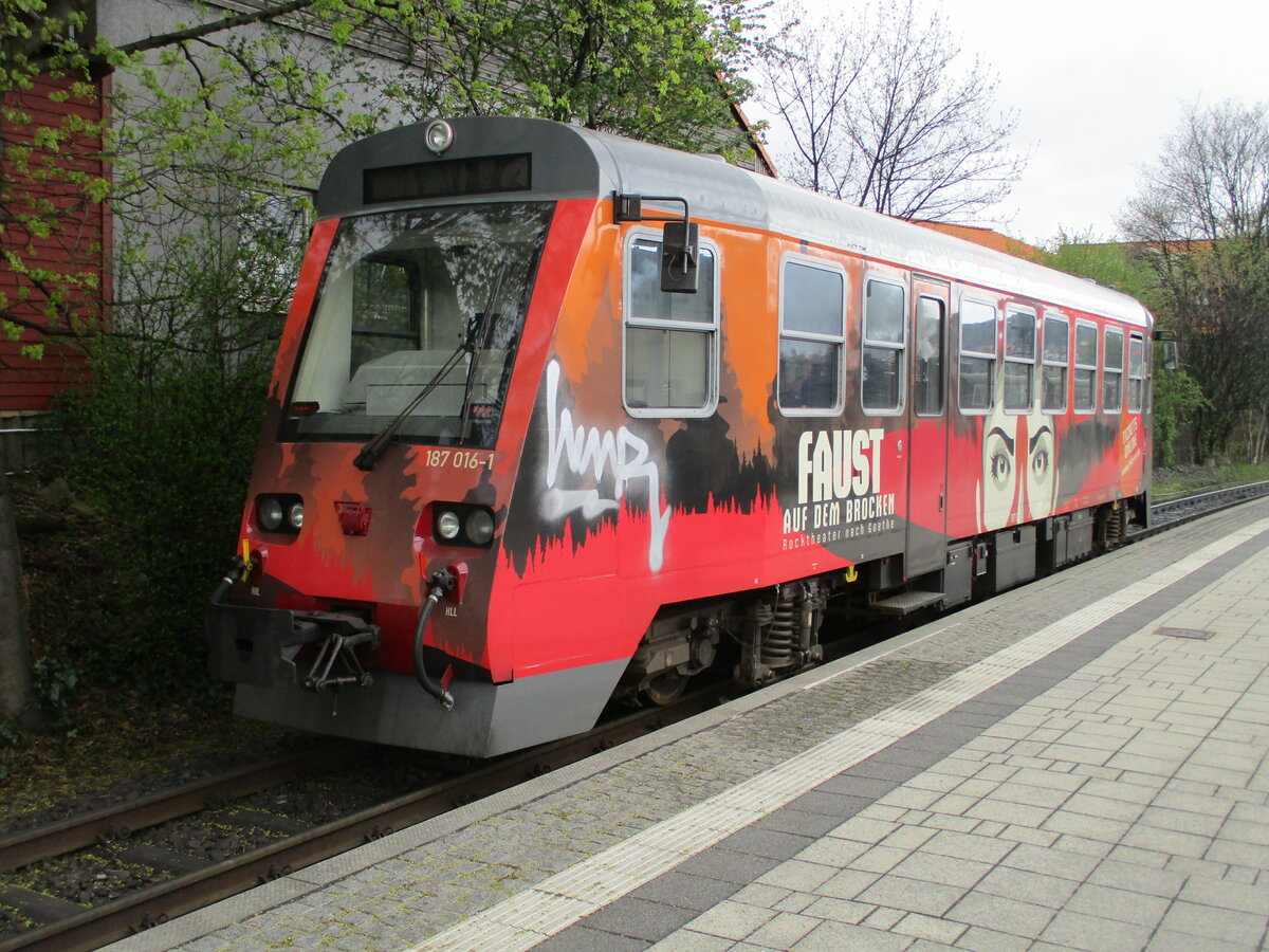 Nochmal ein 187 am 24.April 2023.Diesmal in Wernigerode Hbf:der 187 016.