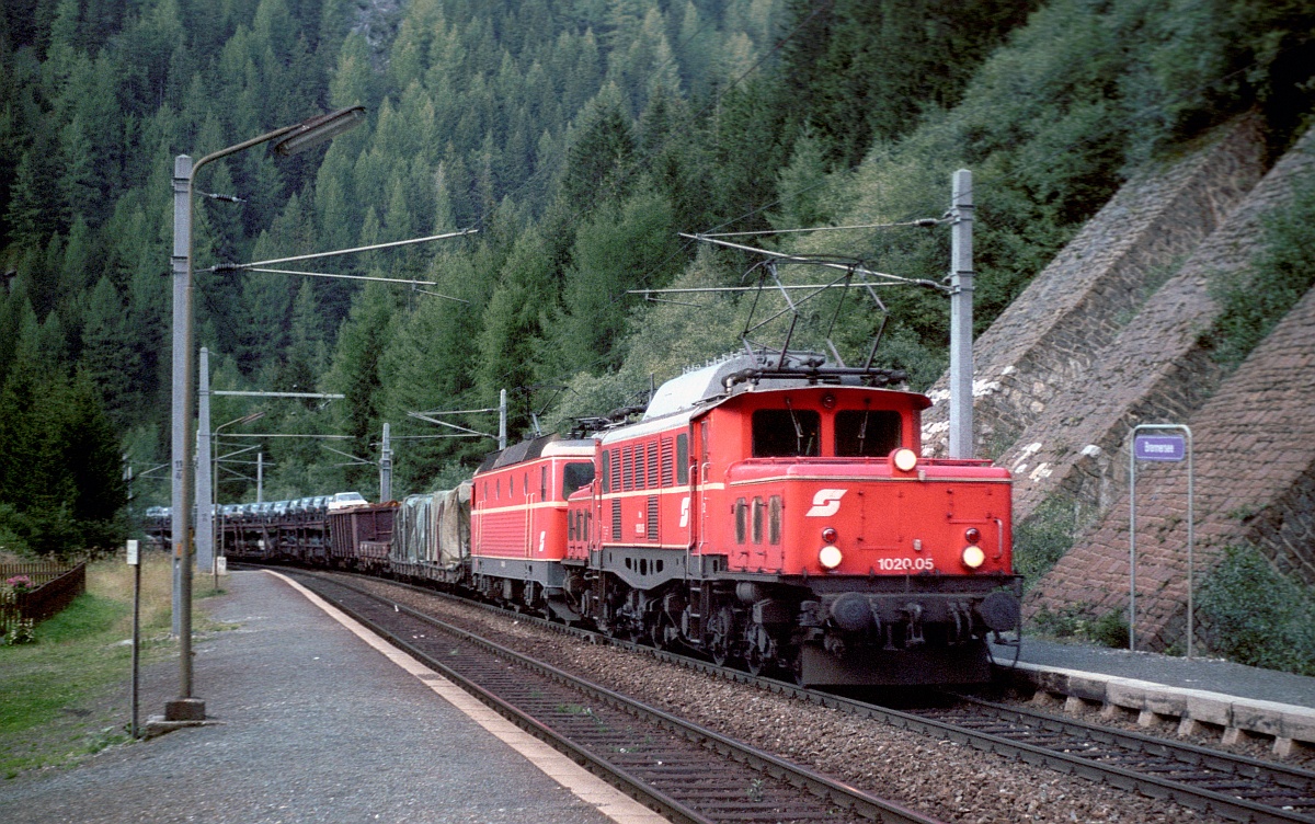 ÖBB 1020.05 + 1044.xxx Brennersee 06.09.1985 