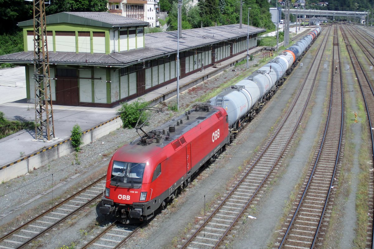 ÖBB 1116 191 steht am 19 Mai 2018 in Kufstein. 