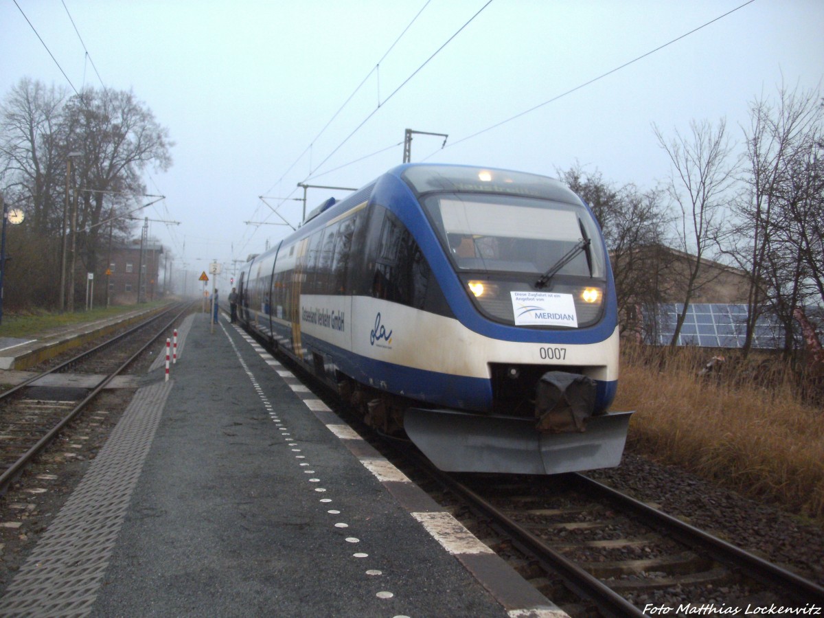 OLA VT 0007 im Bahnhof Sternfeld am 14.12.13
