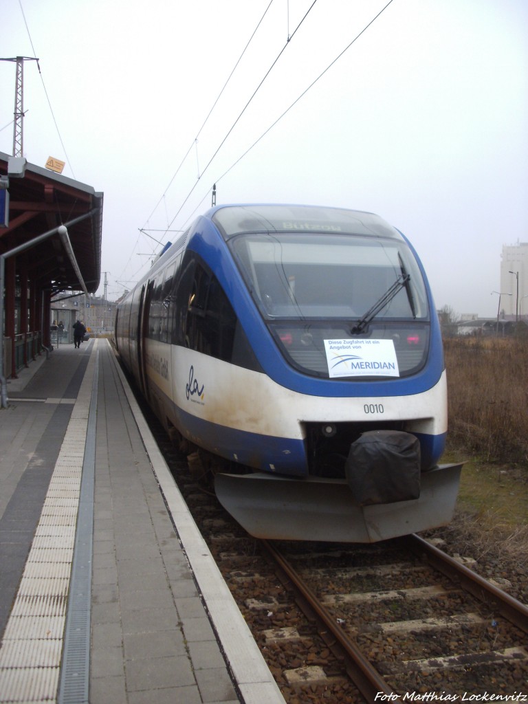 OLA VT 0010 mit ziel Btzow im Bahnhof Pasewalk am 14.12.13