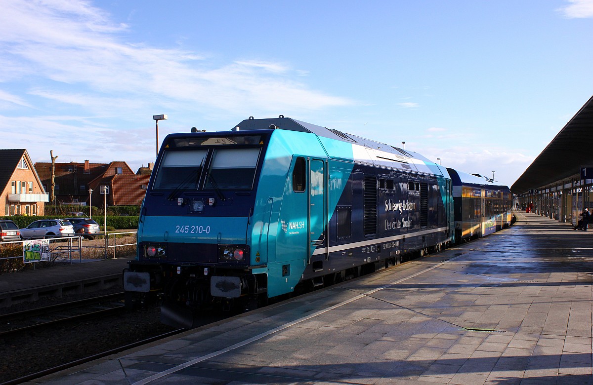 Paribus/NAH.SH/NOB 1245 210-0 als Zug/Schublok einer NOB von und nach Hamburg-Altona. Westerland 17.11.2015