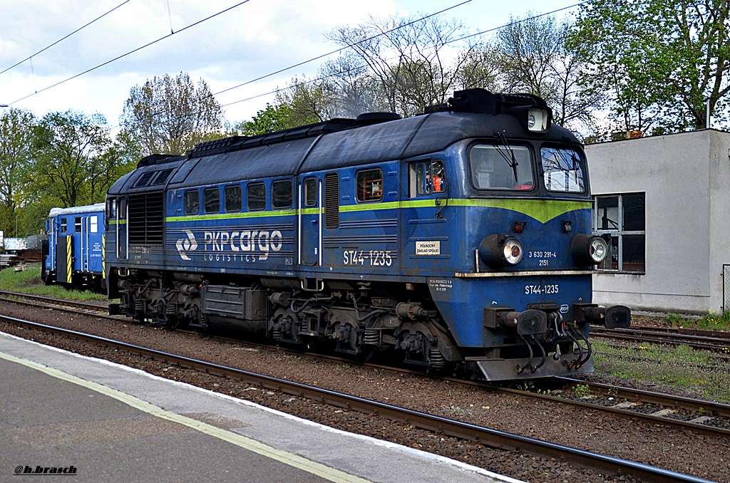 pkp ST44-1235 war bei rangierarbeiten beim bf inowroclaw