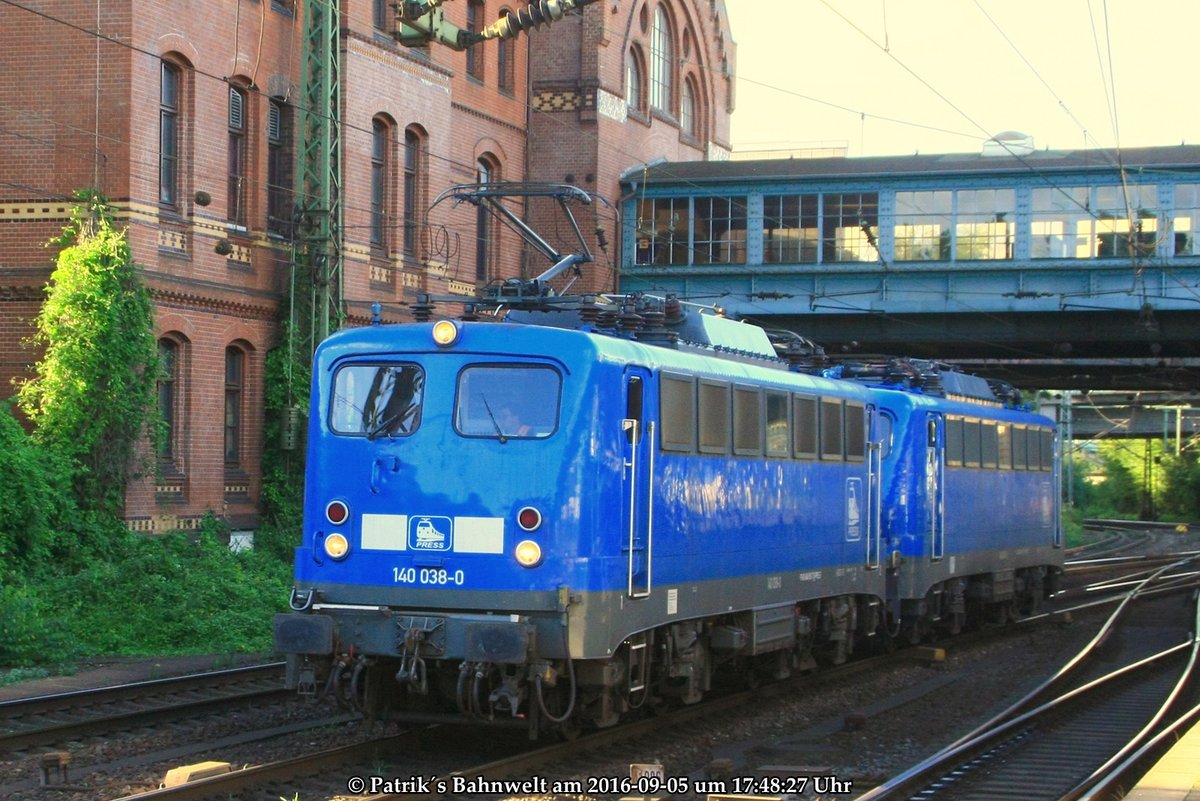 PRESS 140 028 und PRESS 140 047 als Lokzug am 05.09.2016 in Hamburg-Harburg - 
Beide sind für Metrans im Einsatz