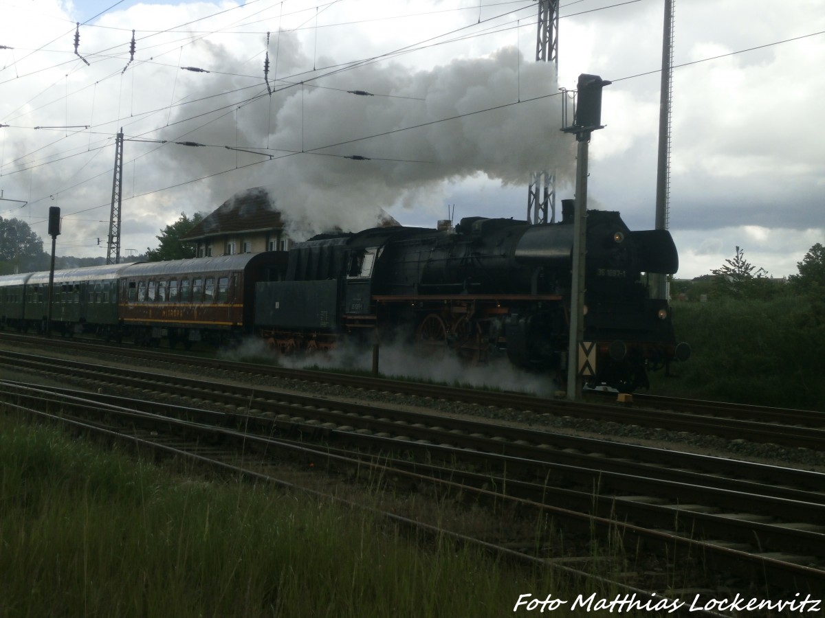 PRESS 346 001 mit 35 1097 bunterwegs nach Lauterbach Mole am 30.5.15