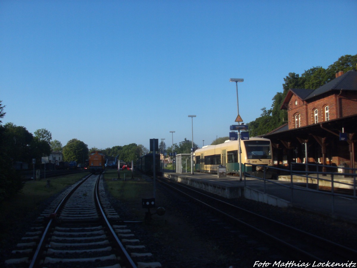 PRESS 650 032-4 und MTEG 293 022-0 im Bahnhof Putbus am 25.5.14