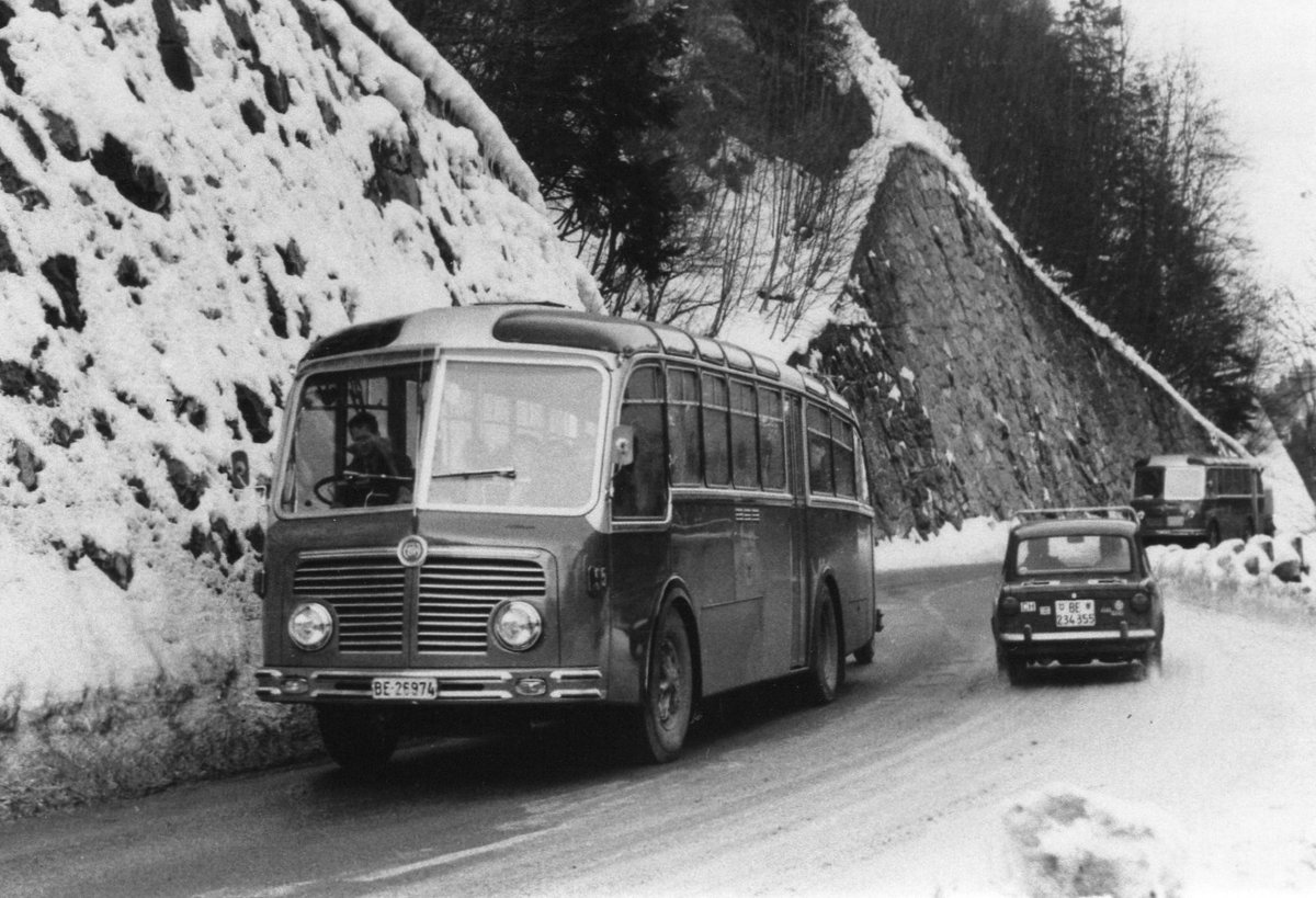 (R 28) - Aus dem Archiv: AFA Adelboden - Nr. 5/BE 26'974 - FBW/R&J um 1969 in Achseten, Ladholz