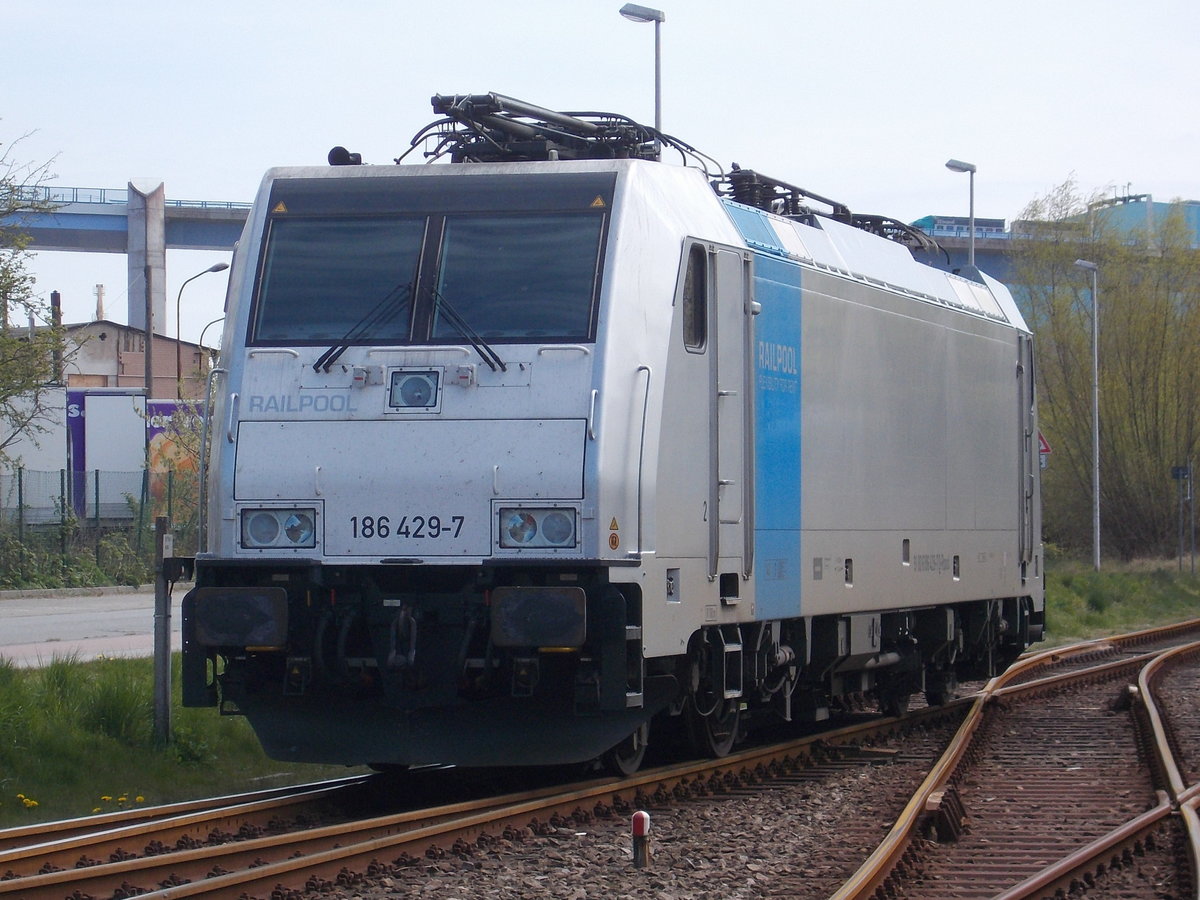 Railpool 186 429,am 03.Mai 2017,im Stralsunder Nordhafen. 