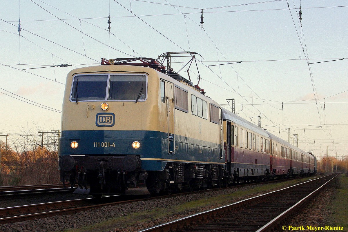 Rangierarbeiten im Bbf. Hamburg-Harburg mit 111 001 am 11.03.2015