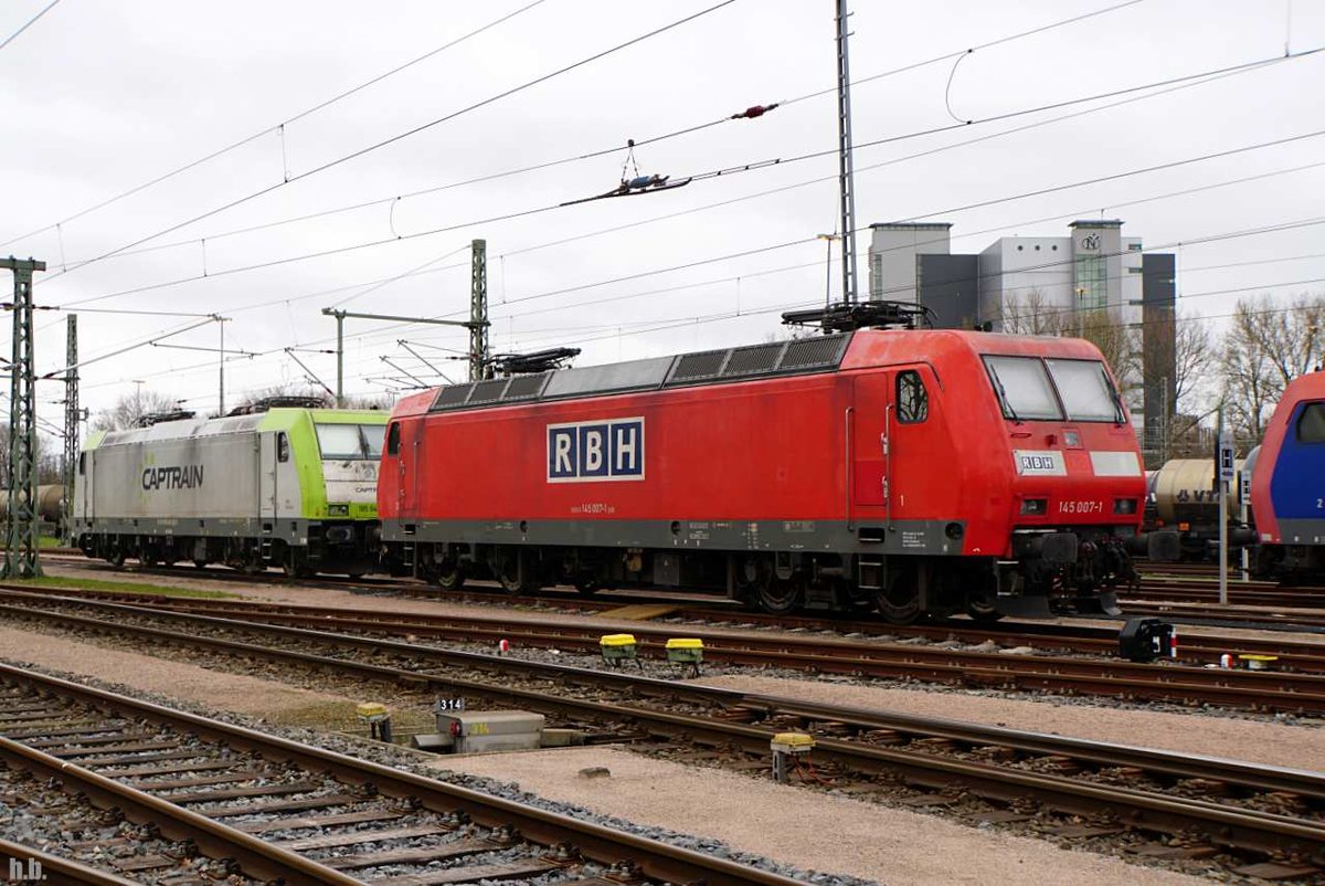 RBH 145 007-1 und ITL 185 649-1 waren abgestellt am rbf hohe schaar,04.04.21